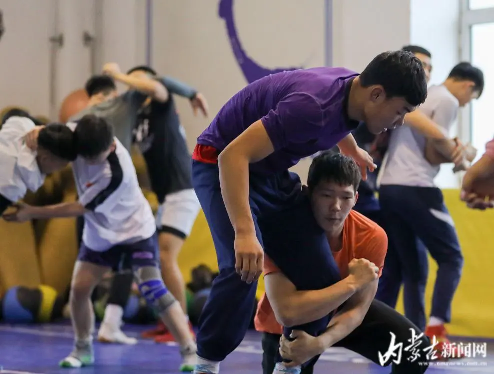 篮球周训练计划包括哪些内容呢图片_0
